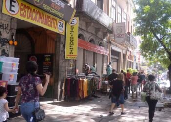 Vendas no comércio varejista fecham 2025 com alta de 1,6%