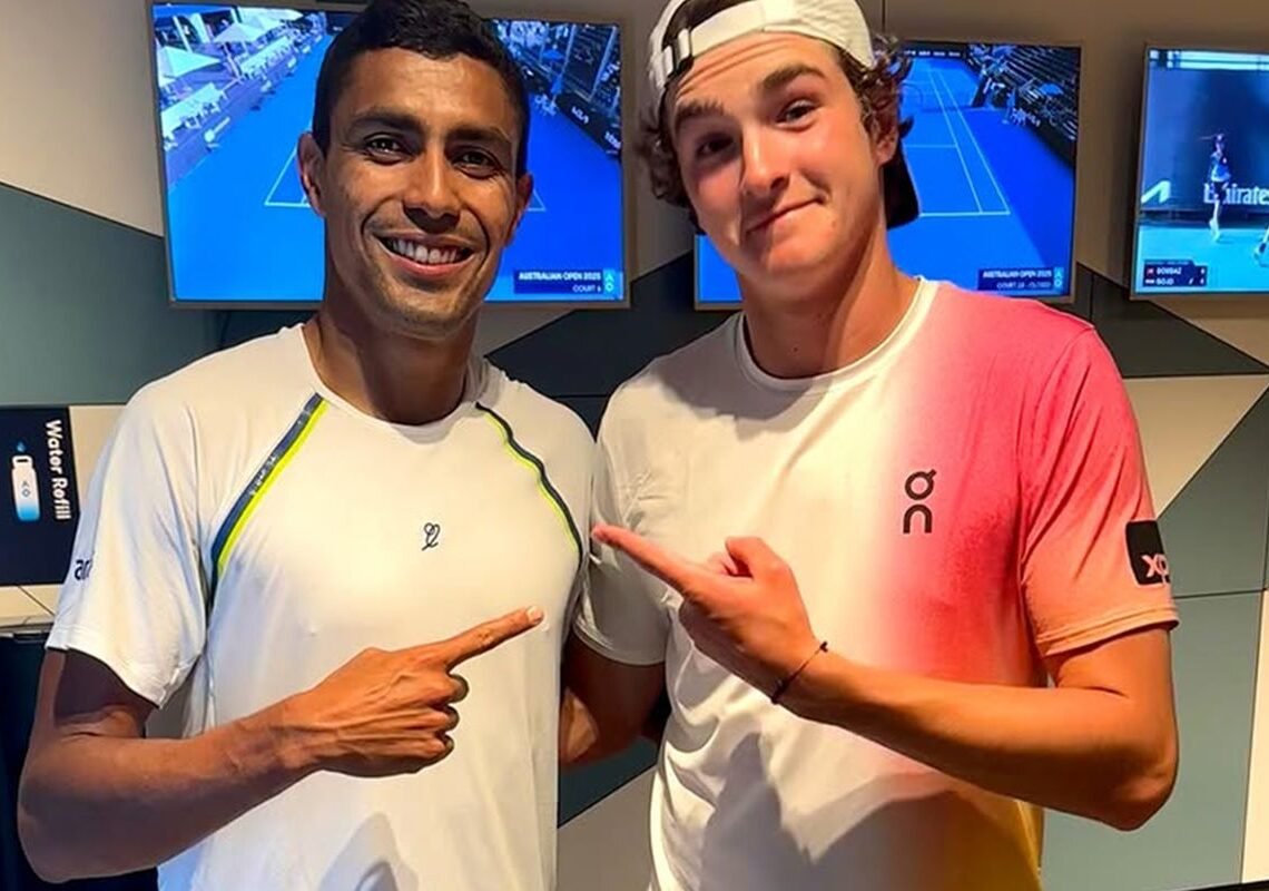 Duelo entre João Fonseca e Thiago Monteiro agita noite do Rio Open